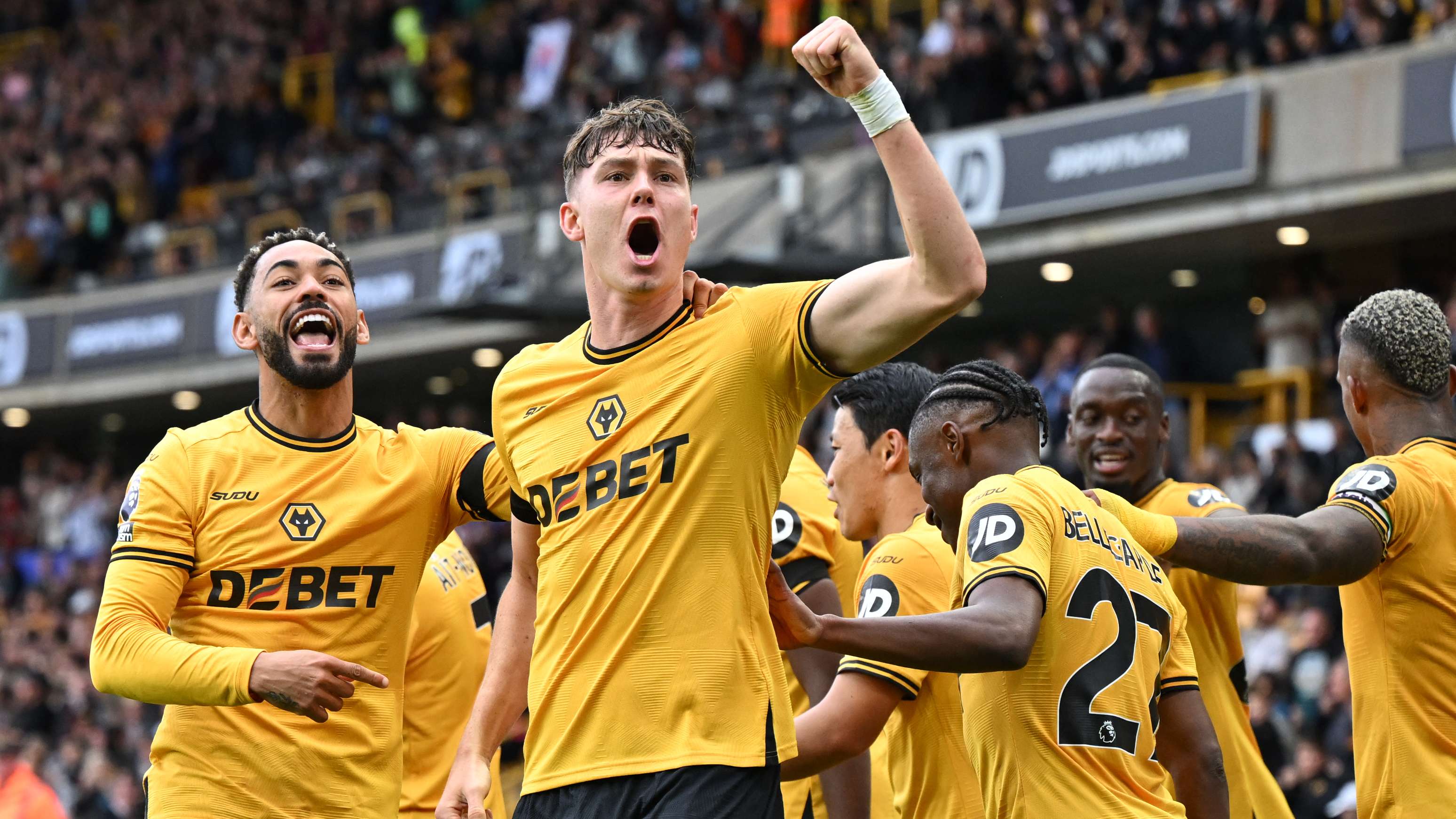 “沙特球场核心”