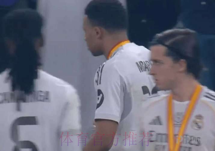 记者：几乎可以肯定安帅下赛季不在皇马